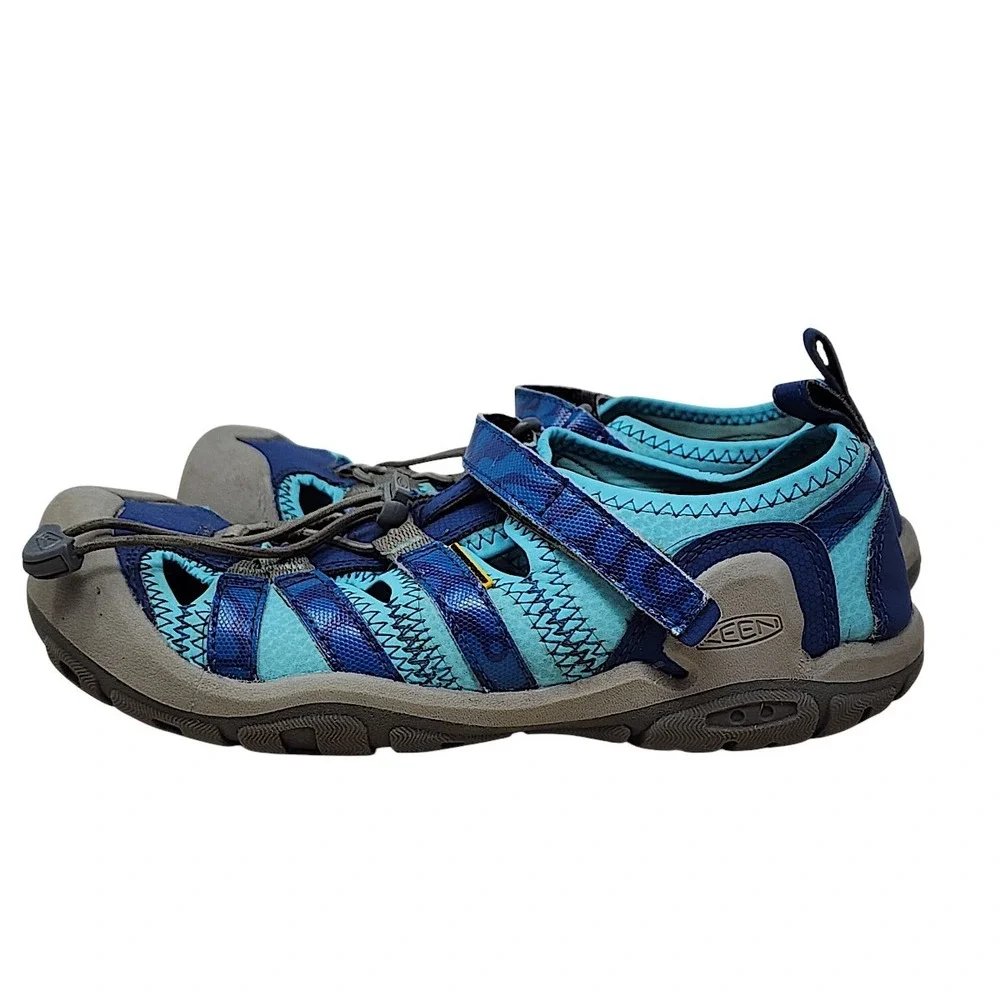 Keen Seacamp II CNX Sandals 4 Kids Blue Camo Water Shoes 1027213 Hiking Outdoor